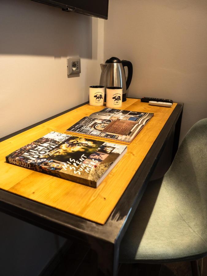 Sleep 'N' Ride Massa Marittima Hotel ภายนอก รูปภาพ